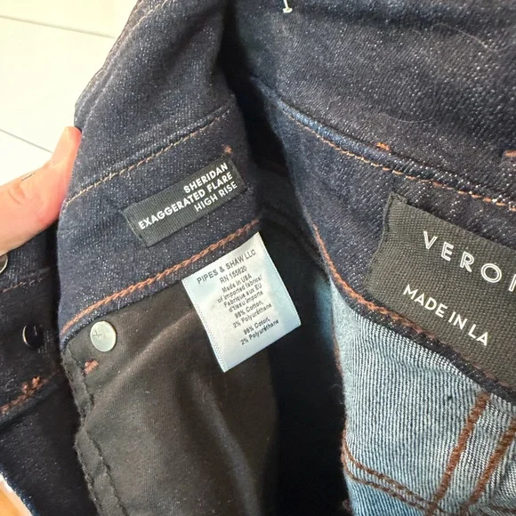 Veronica Beard Sheridan Belted Notched Waist Bell Bottom Jeans - Picture 9 of 10